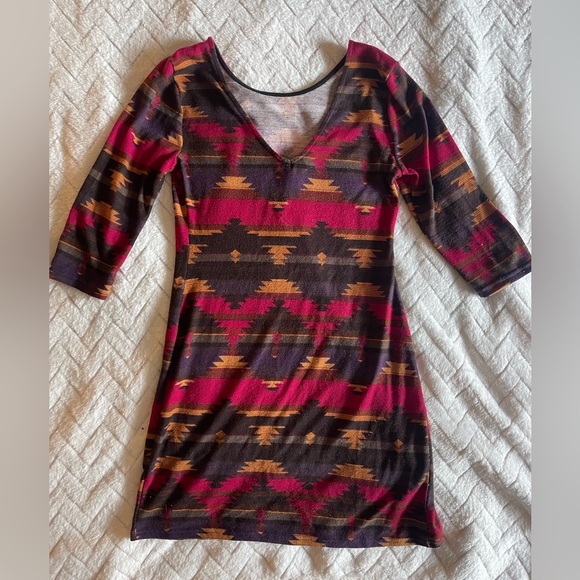 Aztec Dress - Picture 3 of 3